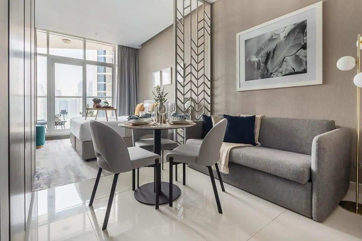 Frank Porter - Damac Prive B Dubai 0*,
